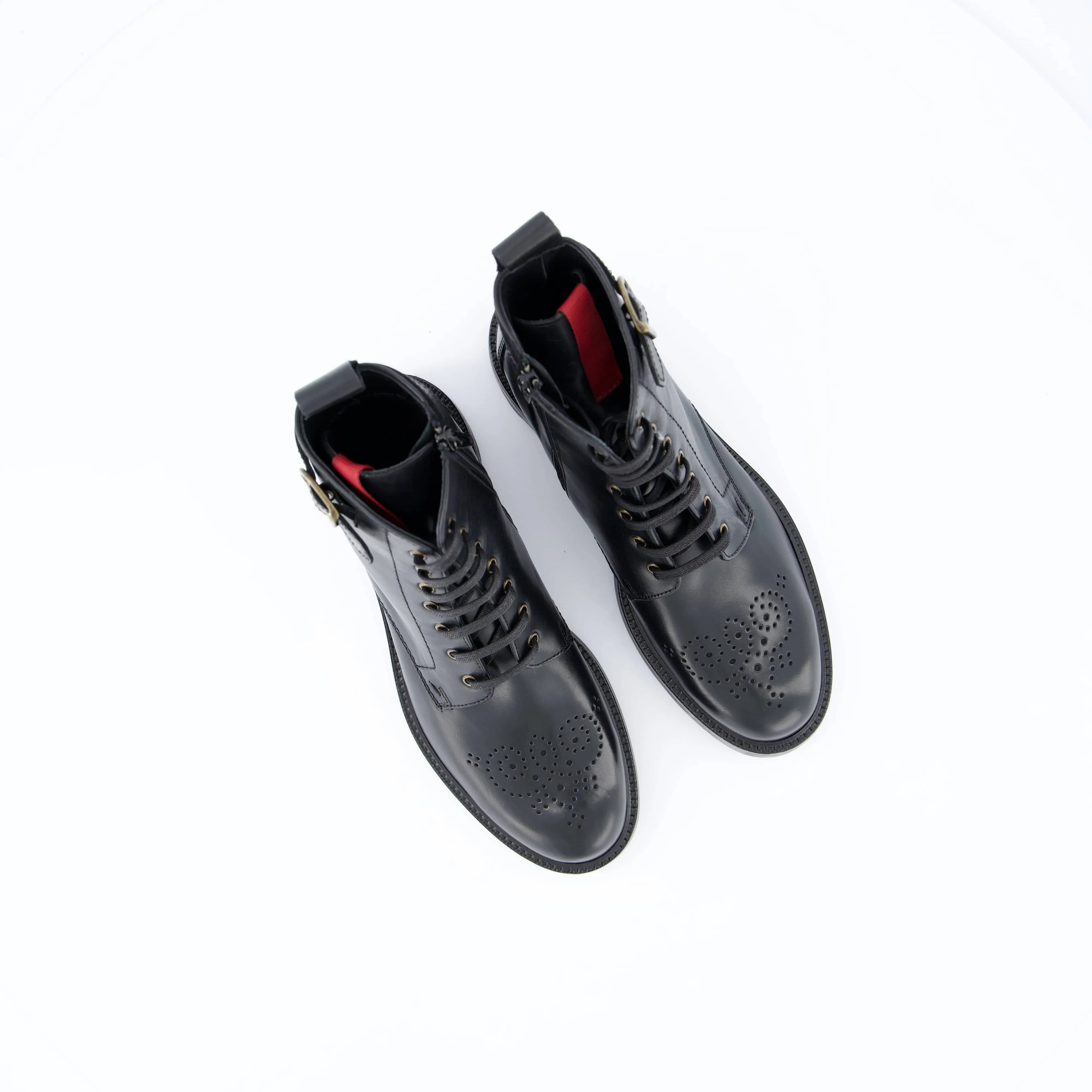 Schnürboots